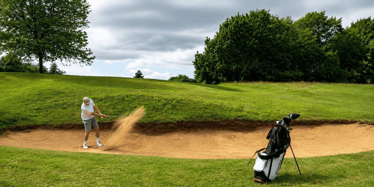 Vanaways Supports Holman Charity Golf Day in Aid of United Way UK